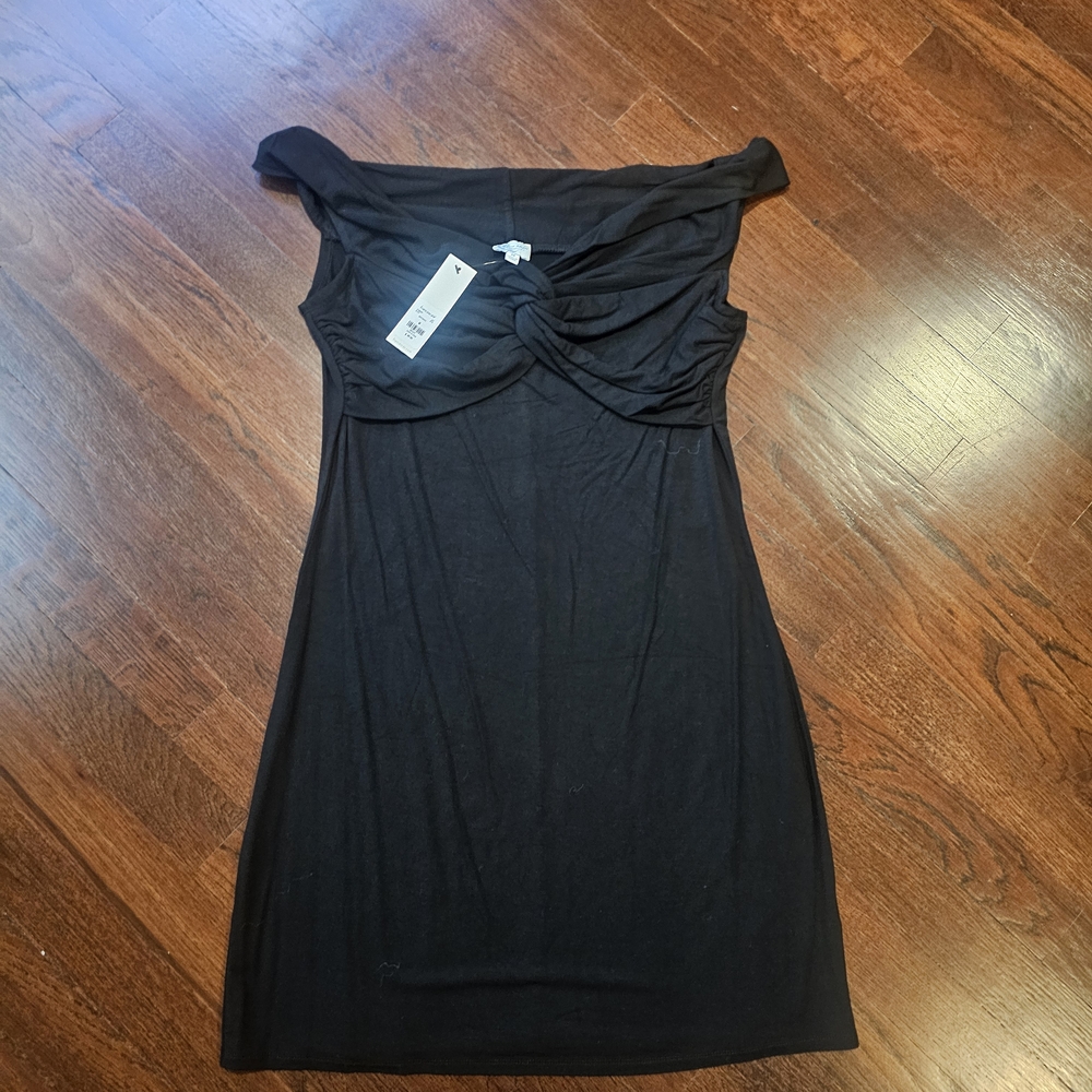 Francescas Off-Shoulder Mini Dress